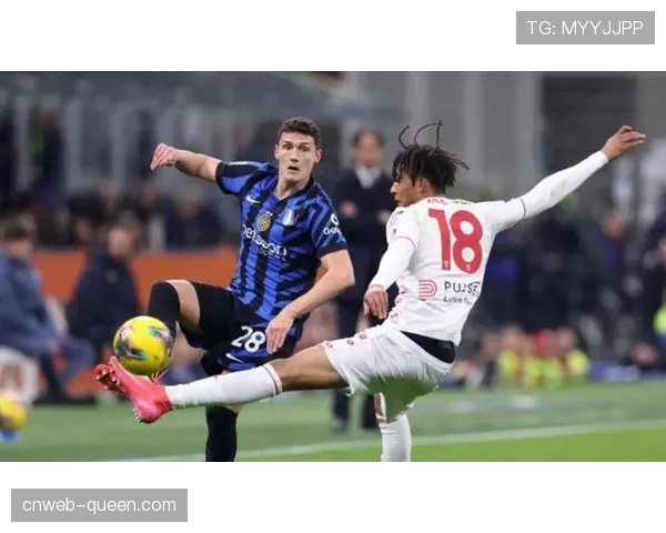 意甲-国米4-0大胜十人弗罗西诺内，联赛豪取十连胜